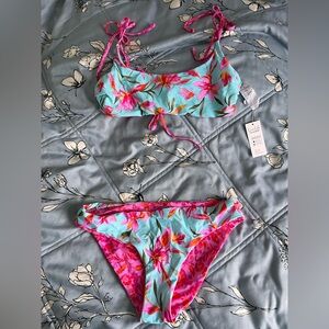 Cupshe Floral Reversible Bikini Set - Blue and Pink